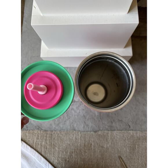 Starbucks 2024 Christmas Vacuum Insulated Tumbler Twist Pink & Green 24oz - Picture 5 of 6